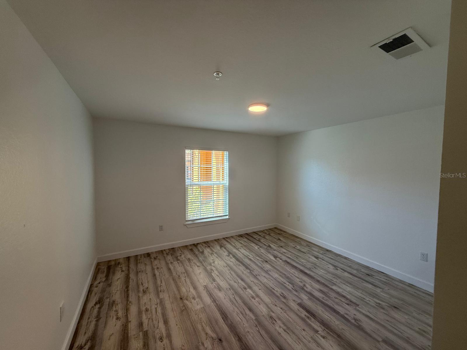 5447 VINELAND RD #1105, ORLANDO, FL, 32811