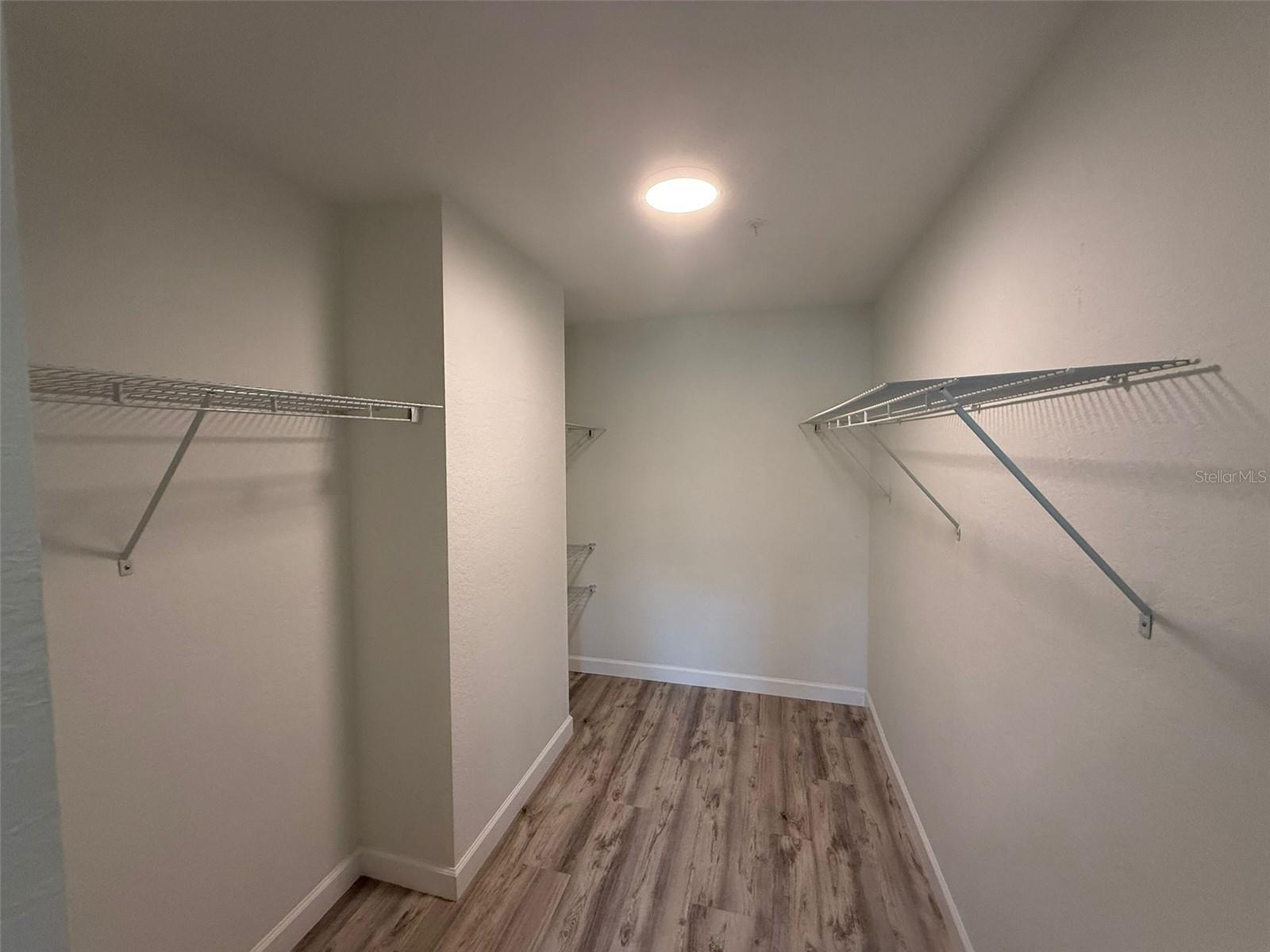 5447 VINELAND RD #1105, ORLANDO, FL, 32811