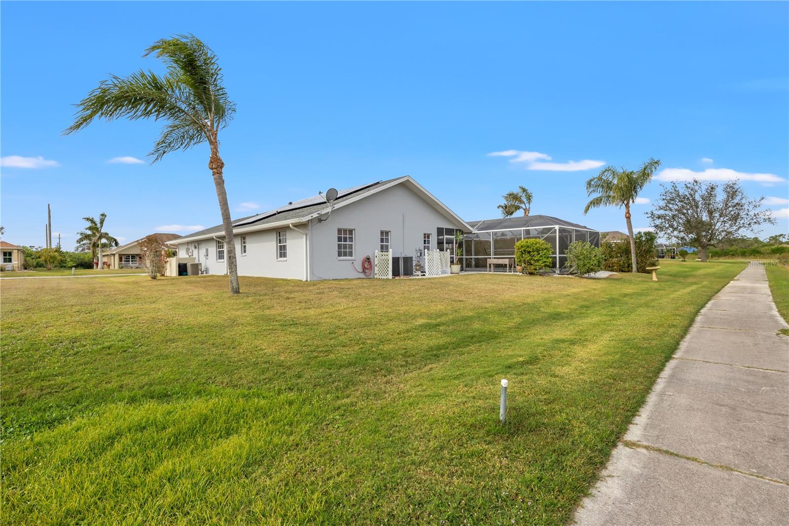 12950 SW PEMBROKE CIR S, LAKE SUZY, FL, 34269