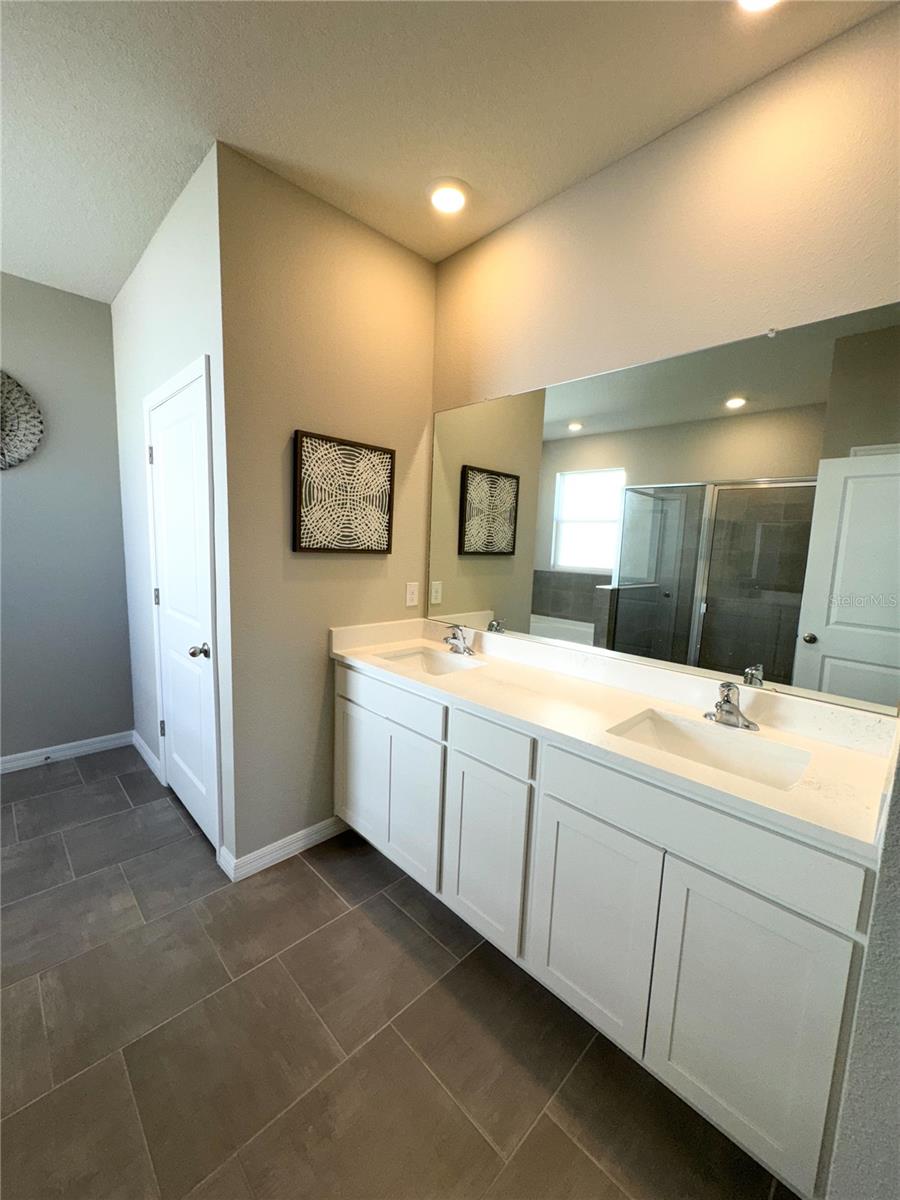 5367 OXFORD GRAY RD, WESLEY CHAPEL, FL, 33545