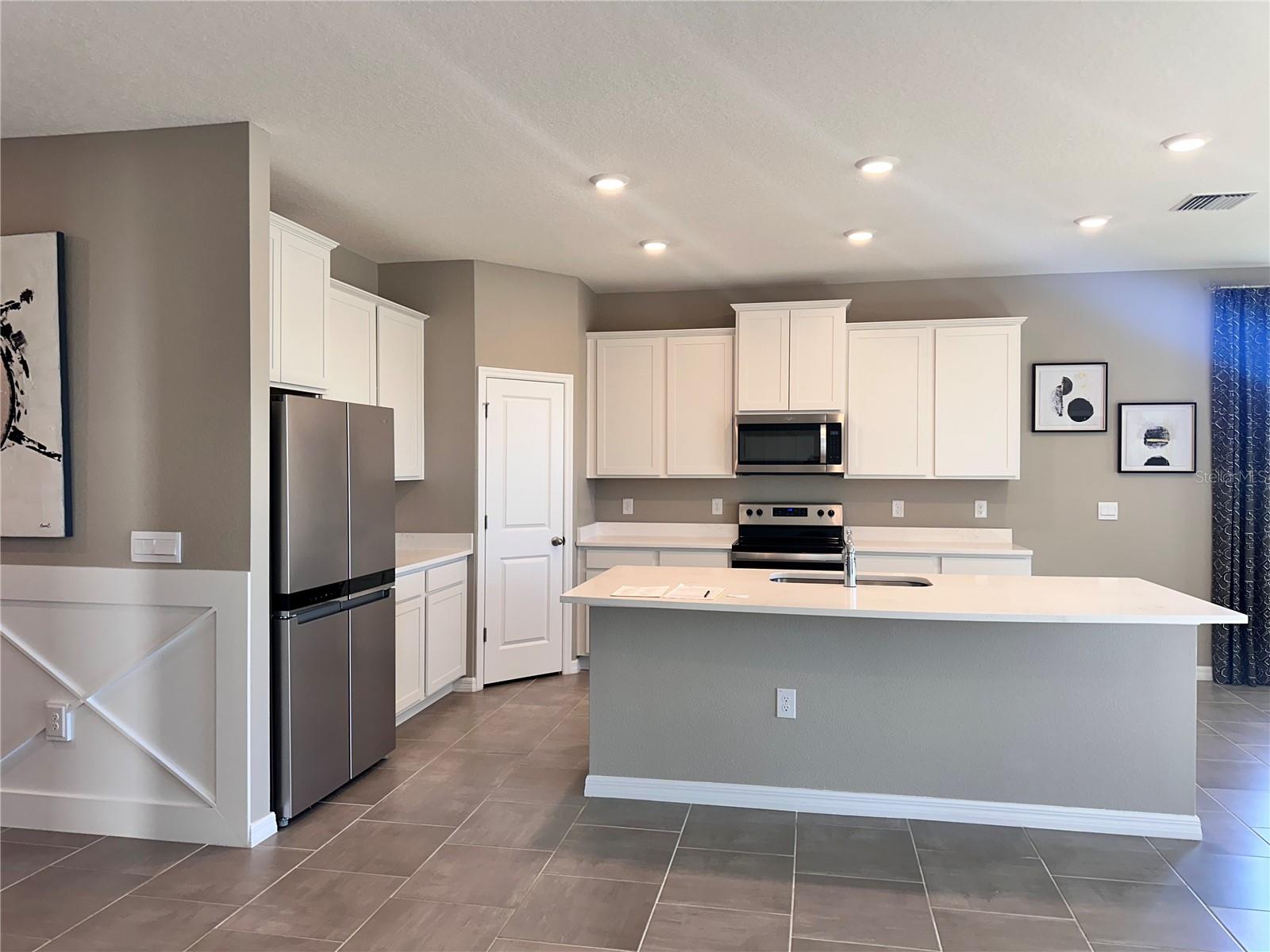 5367 OXFORD GRAY RD, WESLEY CHAPEL, FL, 33545