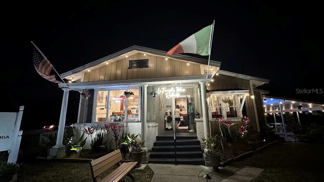 1220 SANFORD AVE, SANFORD, FL, 32771