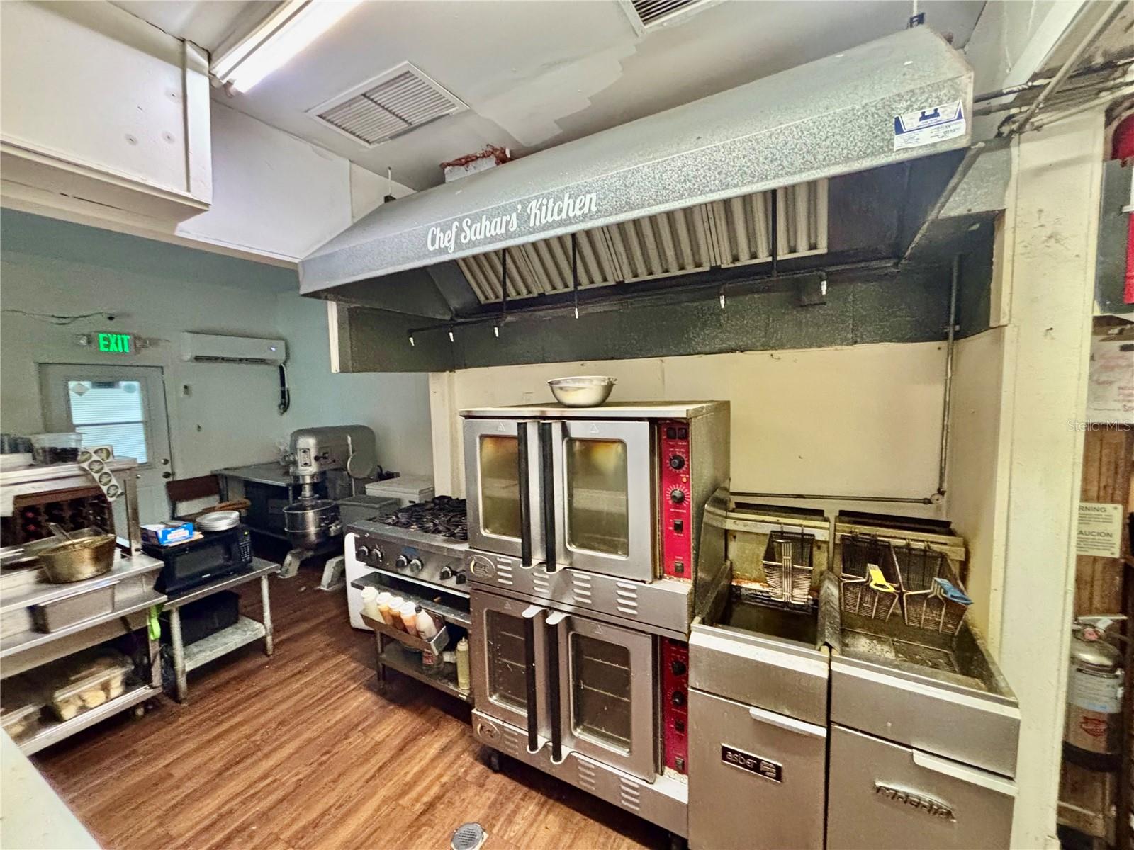 1220 SANFORD AVE, SANFORD, FL, 32771