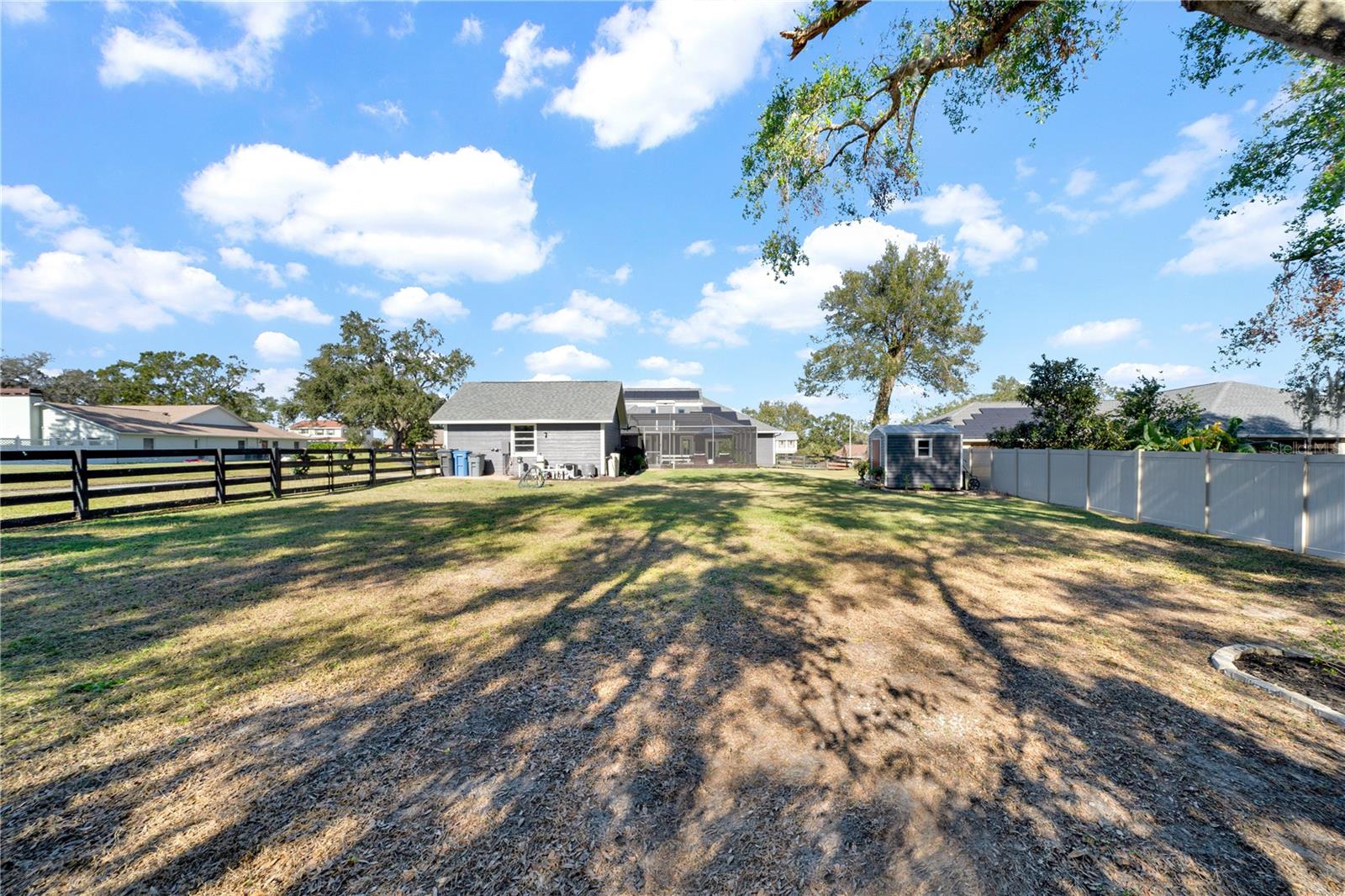 11201 LAKE SASSA DR, THONOTOSASSA, FL, 33592