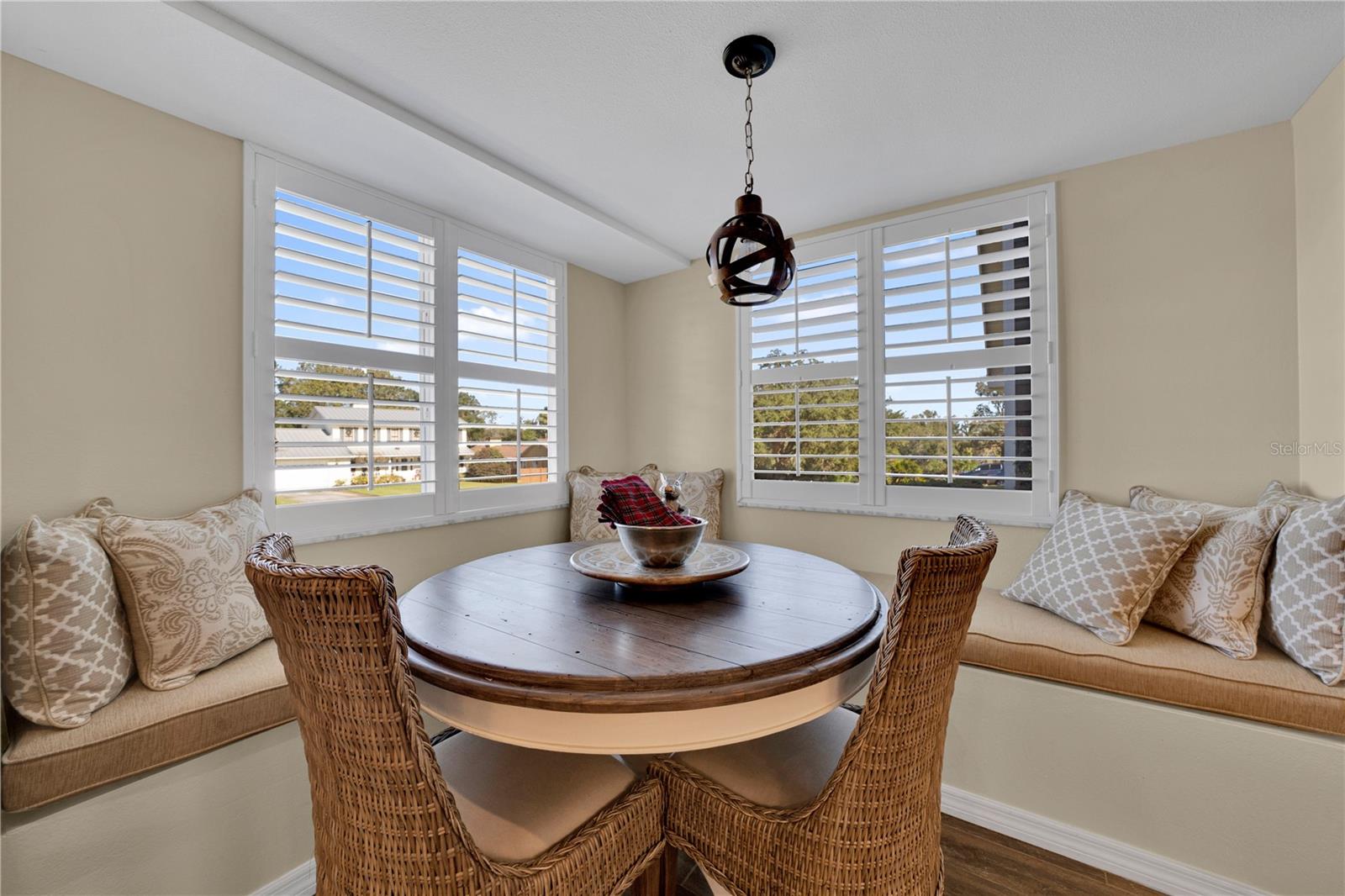 11201 LAKE SASSA DR, THONOTOSASSA, FL, 33592