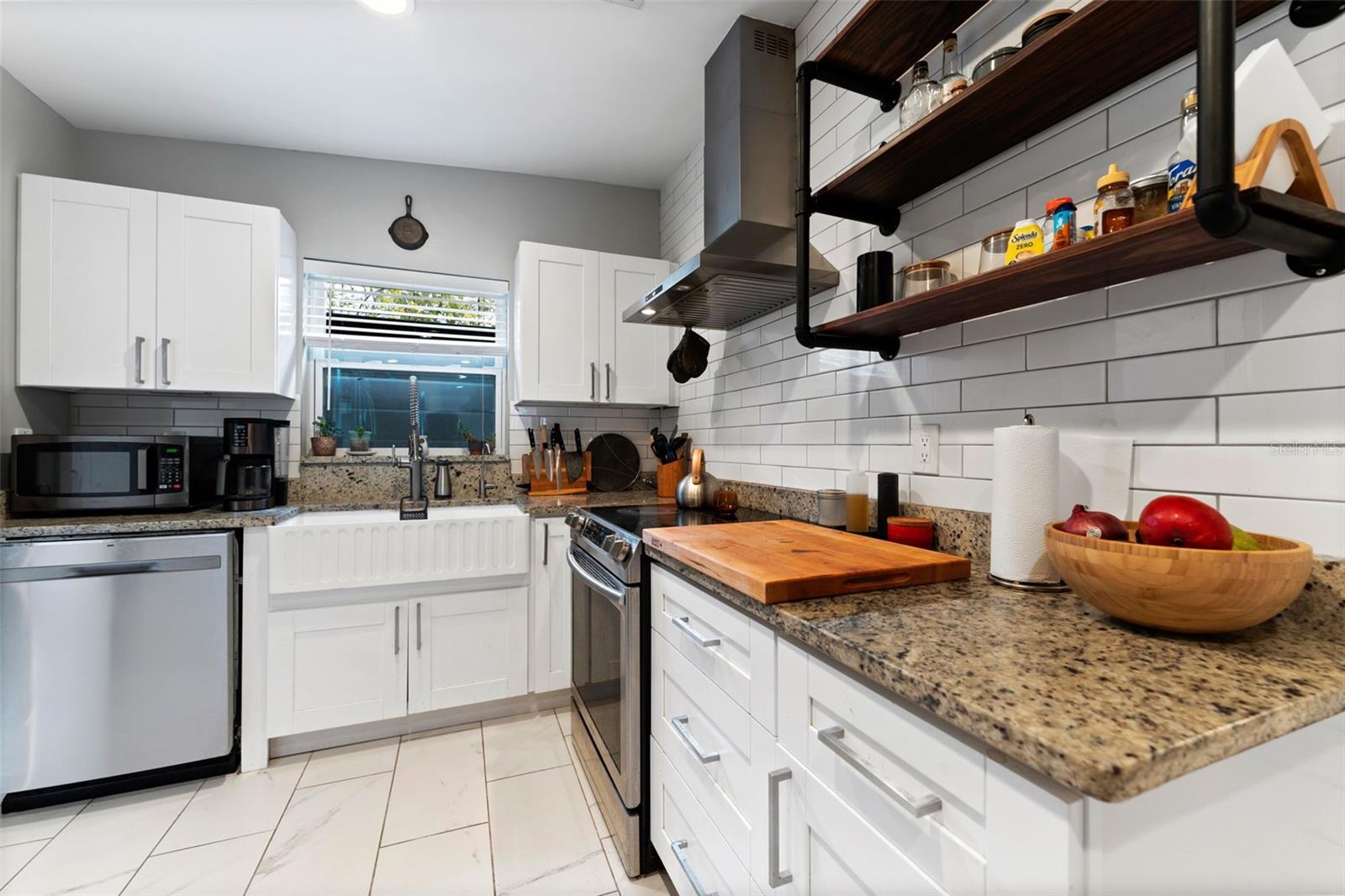 6405 JULIE ST, TAMPA, FL, 33610