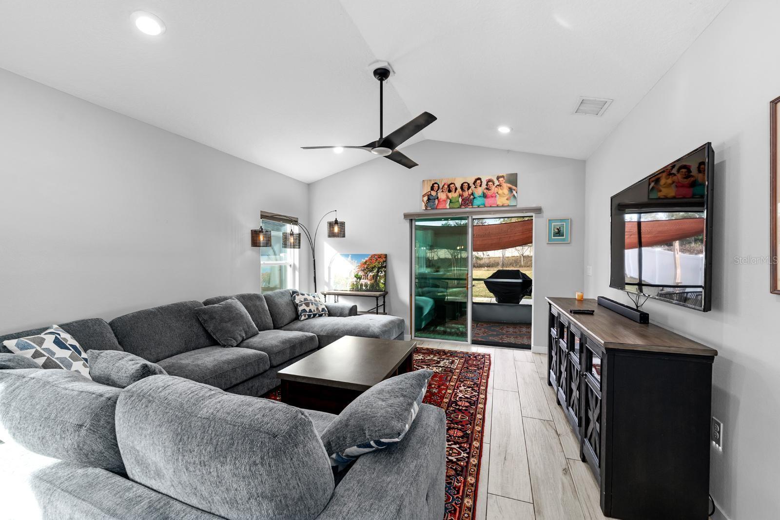 37137 FLORIDA AVE, DADE CITY, FL, 33525