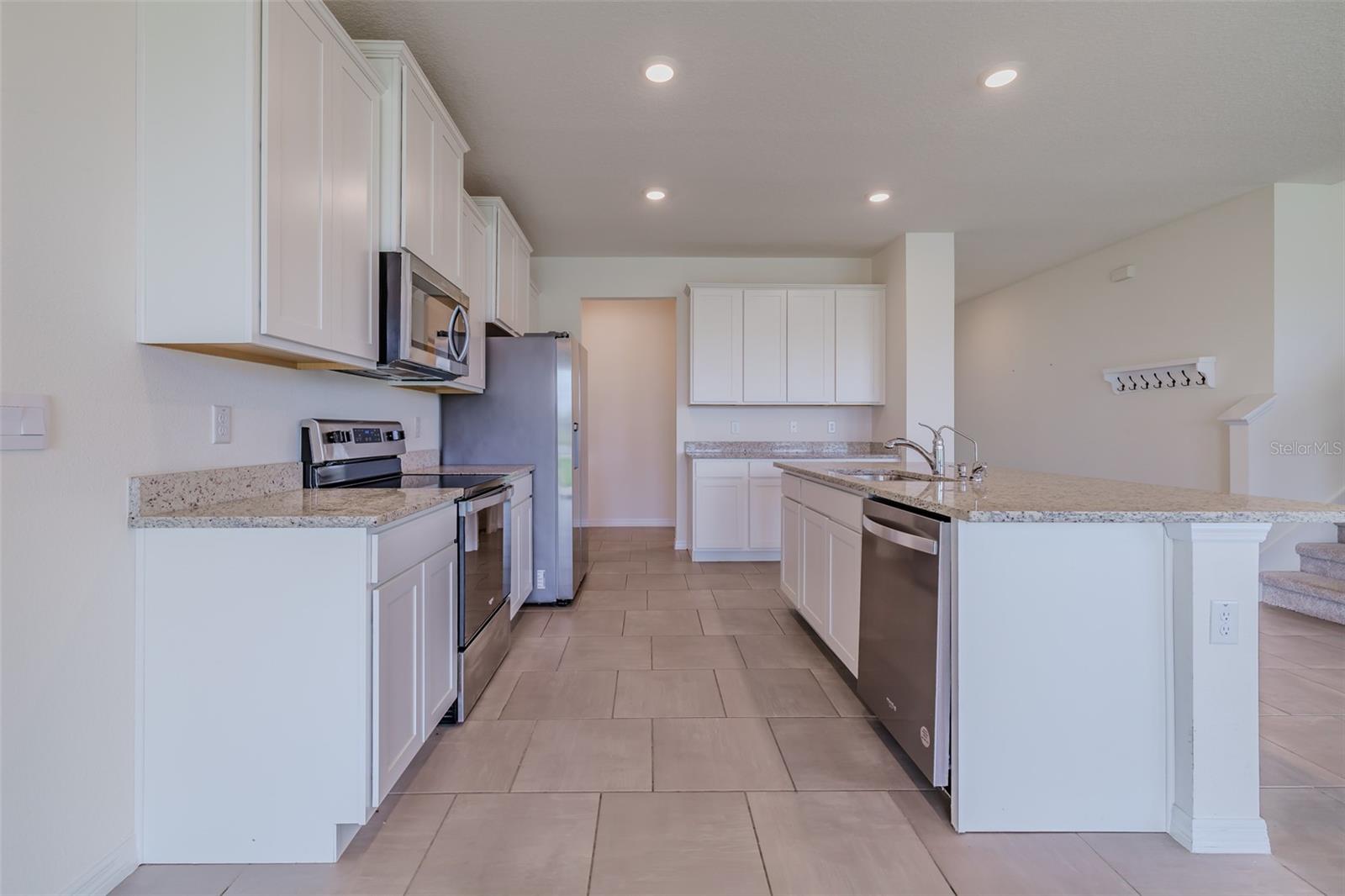 13090 BROOKSIDE MOSS DR, RIVERVIEW, FL, 33579