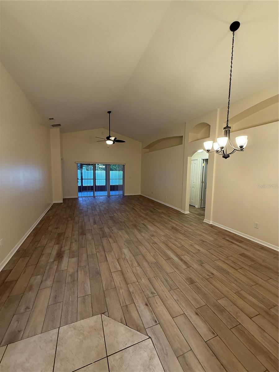 1521 LOUGHTON ST, DELAND, FL, 32720