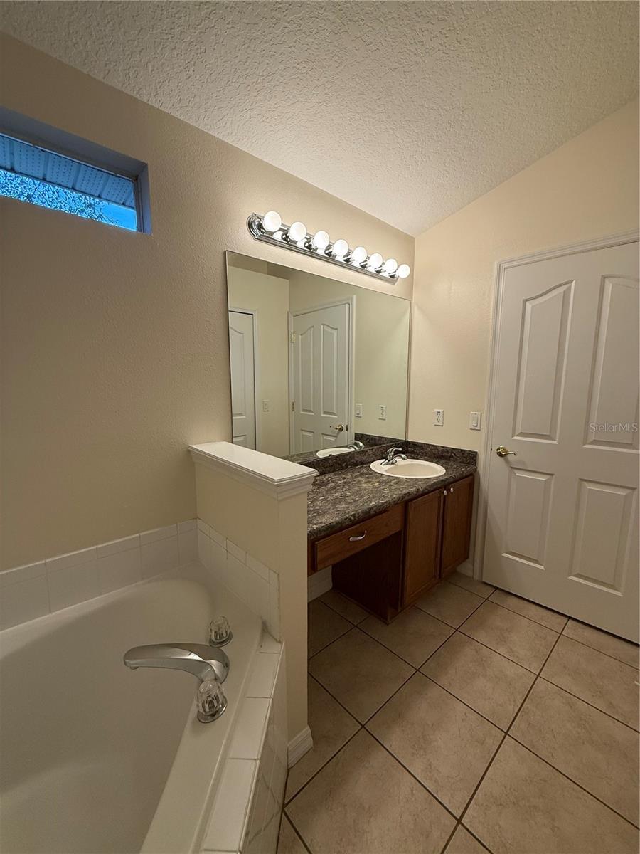 1521 LOUGHTON ST, DELAND, FL, 32720
