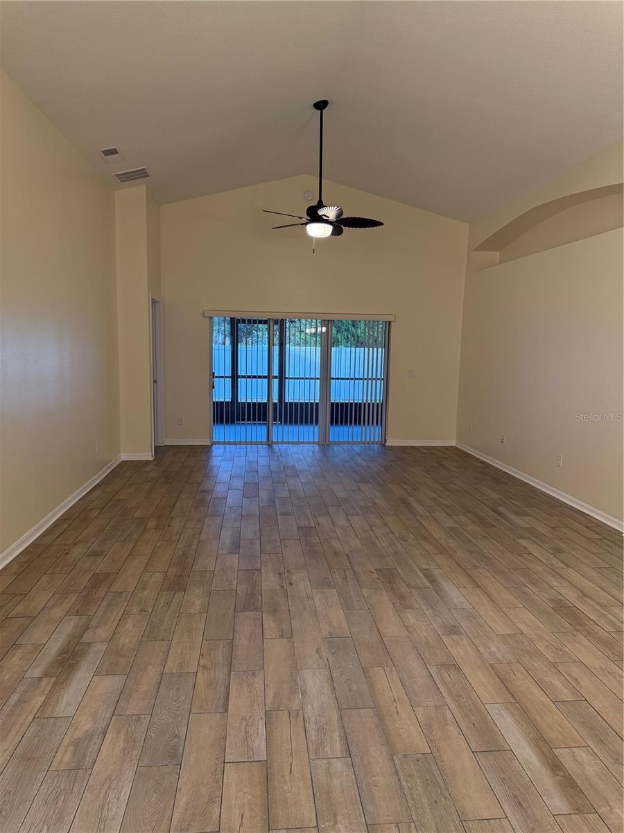 1521 LOUGHTON ST, DELAND, FL, 32720