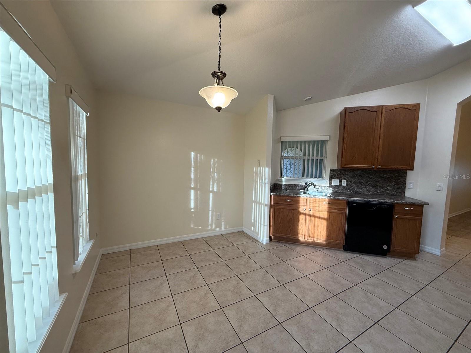 1521 LOUGHTON ST, DELAND, FL, 32720