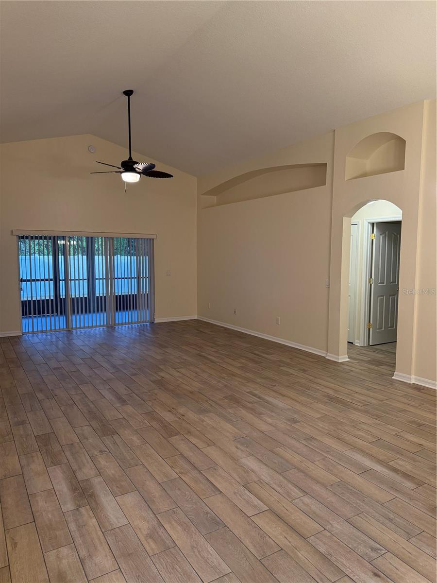 1521 LOUGHTON ST, DELAND, FL, 32720