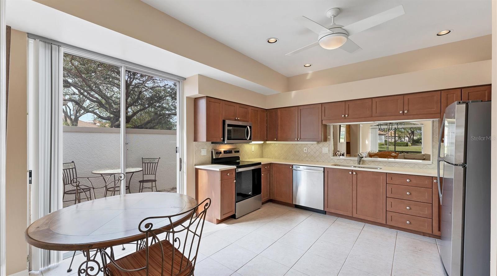 3339 HIGHLANDS BRIDGE RD #65, SARASOTA, FL, 34235
