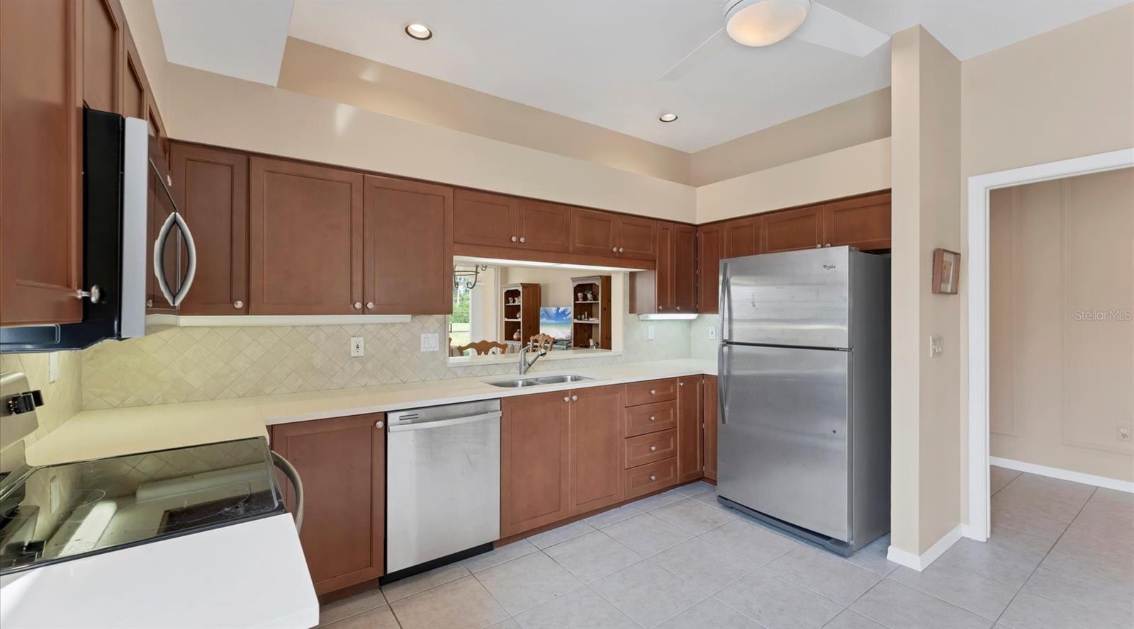 3339 HIGHLANDS BRIDGE RD #65, SARASOTA, FL, 34235