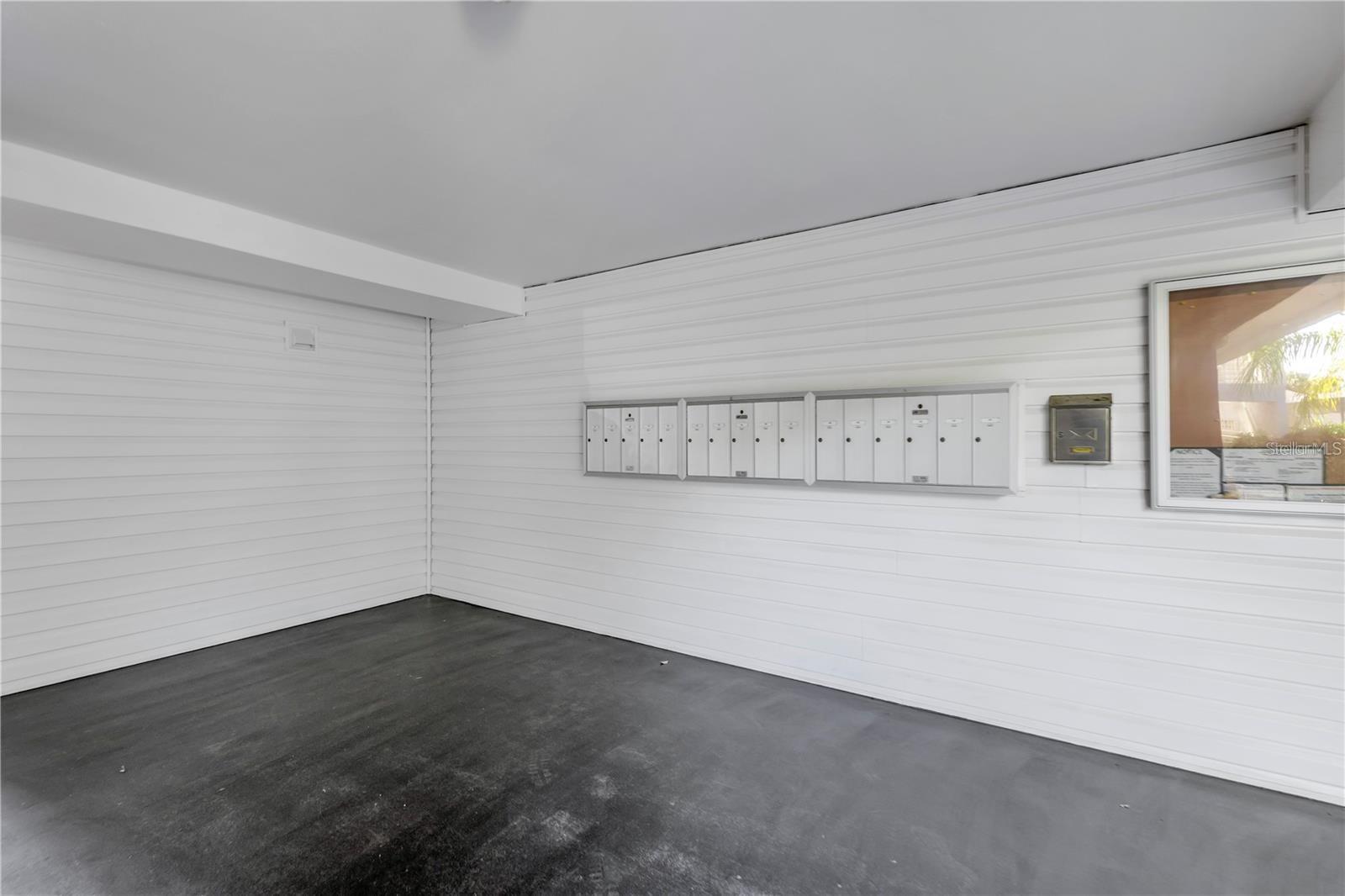 340 PINELLAS BAYWAY S #306, TIERRA VERDE, FL, 33715