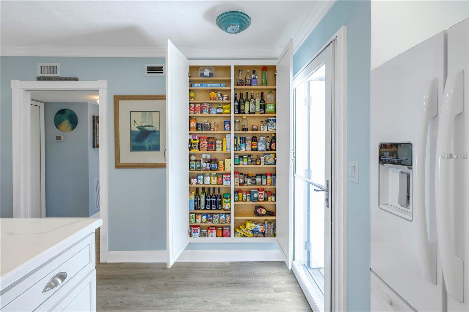 340 PINELLAS BAYWAY S #306, TIERRA VERDE, FL, 33715