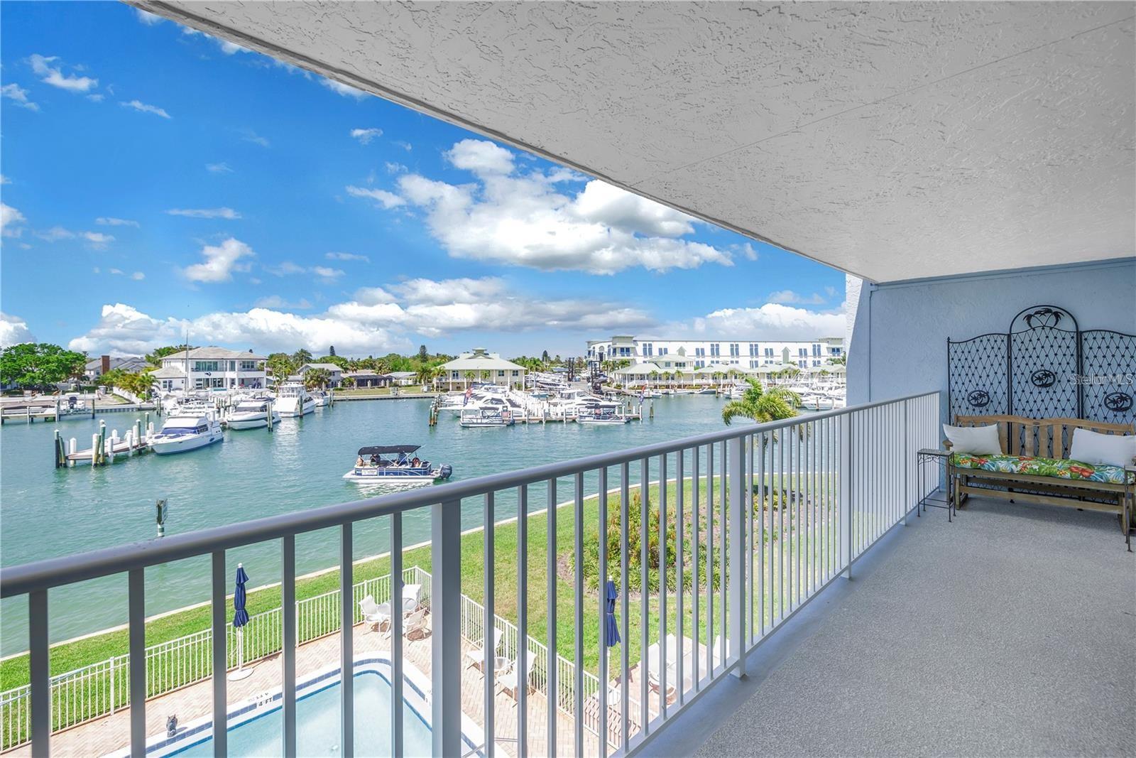 340 PINELLAS BAYWAY S #306, TIERRA VERDE, FL, 33715