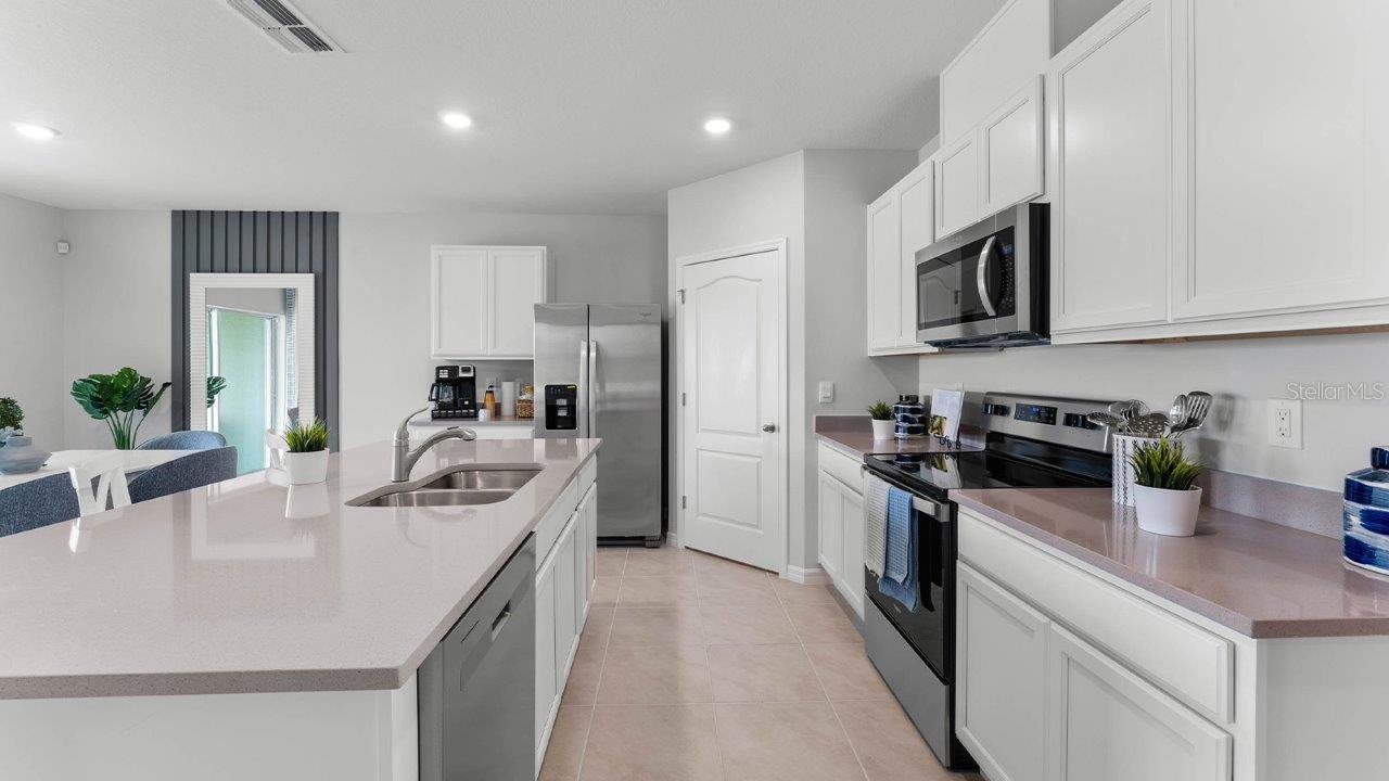 2962 SALISBURY AVE, HAINES CITY, FL, 33844
