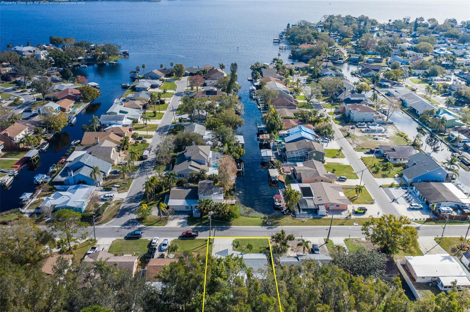 6 FRESHWATER DR, PALM HARBOR, FL, 34684