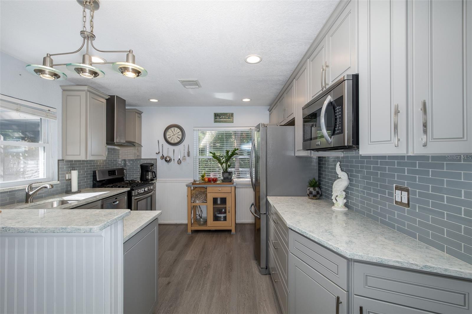 6 FRESHWATER DR, PALM HARBOR, FL, 34684