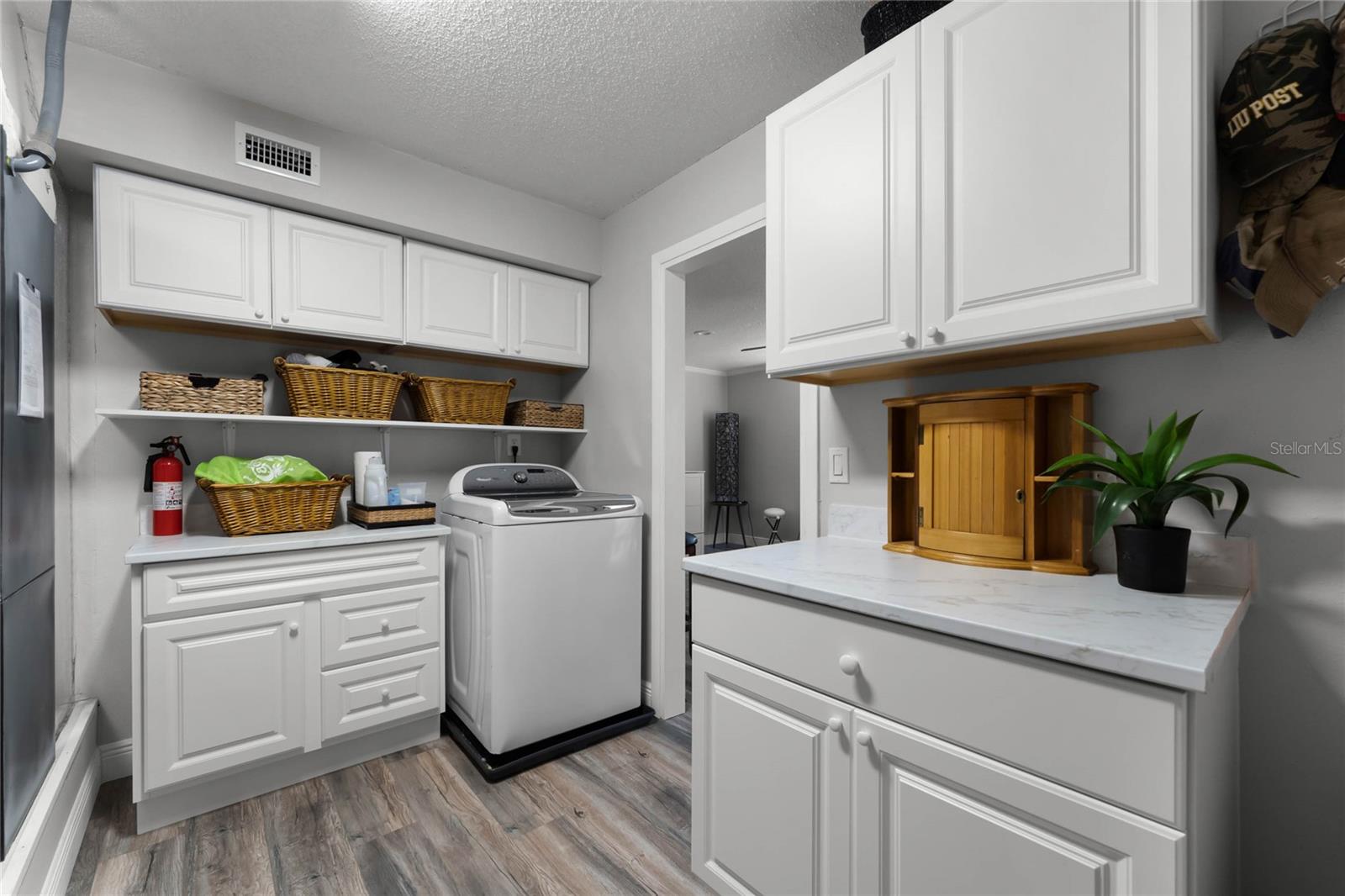 703 LITTLE WEKIVA RD, ALTAMONTE SPRINGS, FL, 32714