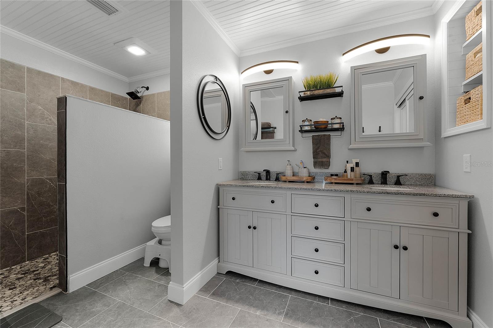 703 LITTLE WEKIVA RD, ALTAMONTE SPRINGS, FL, 32714
