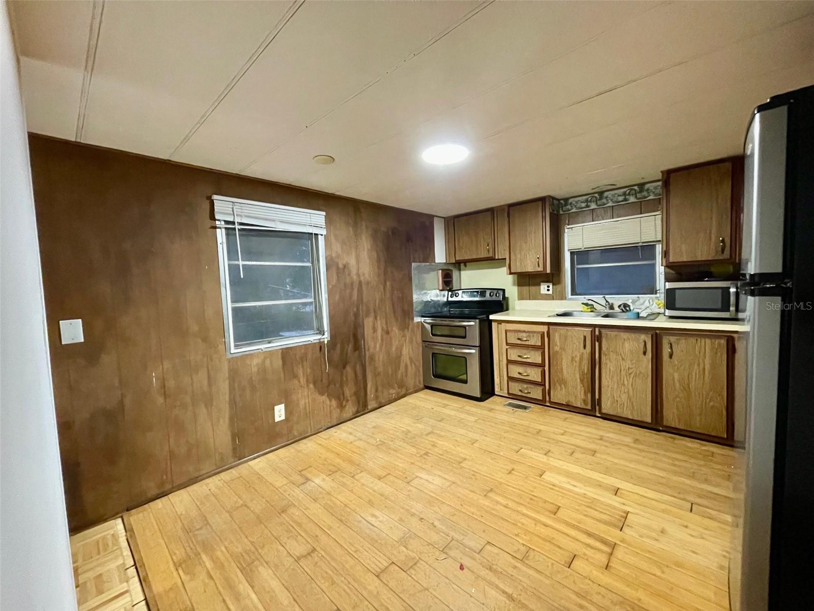 215 4TH ST, ORLANDO, FL, 32824