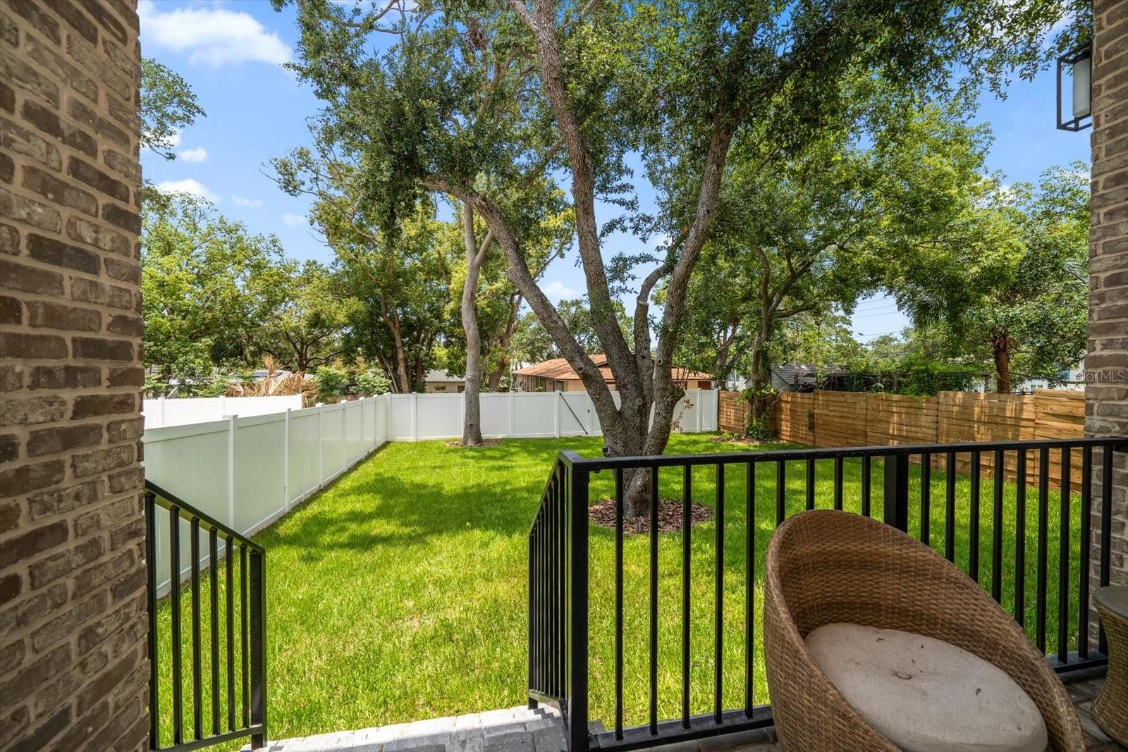 1046 BASS BLVD, DUNEDIN, FL, 34698