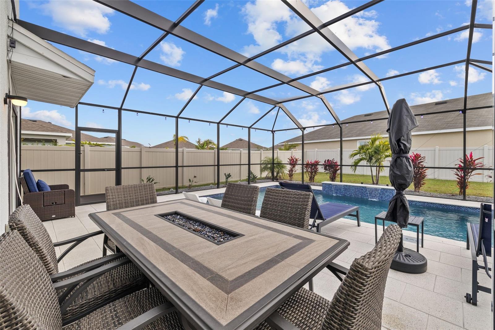 16961 OVAL RUM DR, WIMAUMA, FL, 33598
