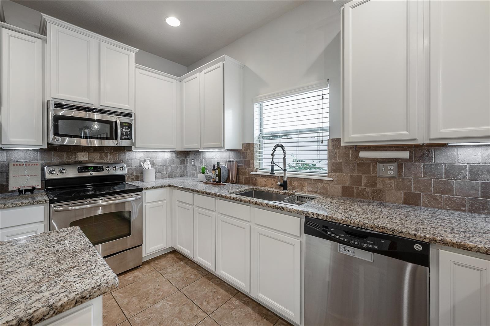 2291 BOLZANO CT, LAND O LAKES, FL, 34639