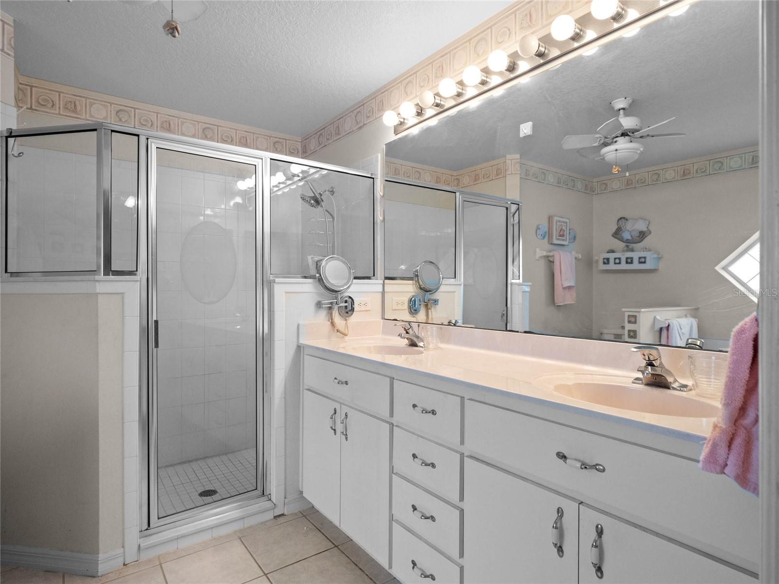 21122 LIONHEART DR, LEESBURG, FL, 34748