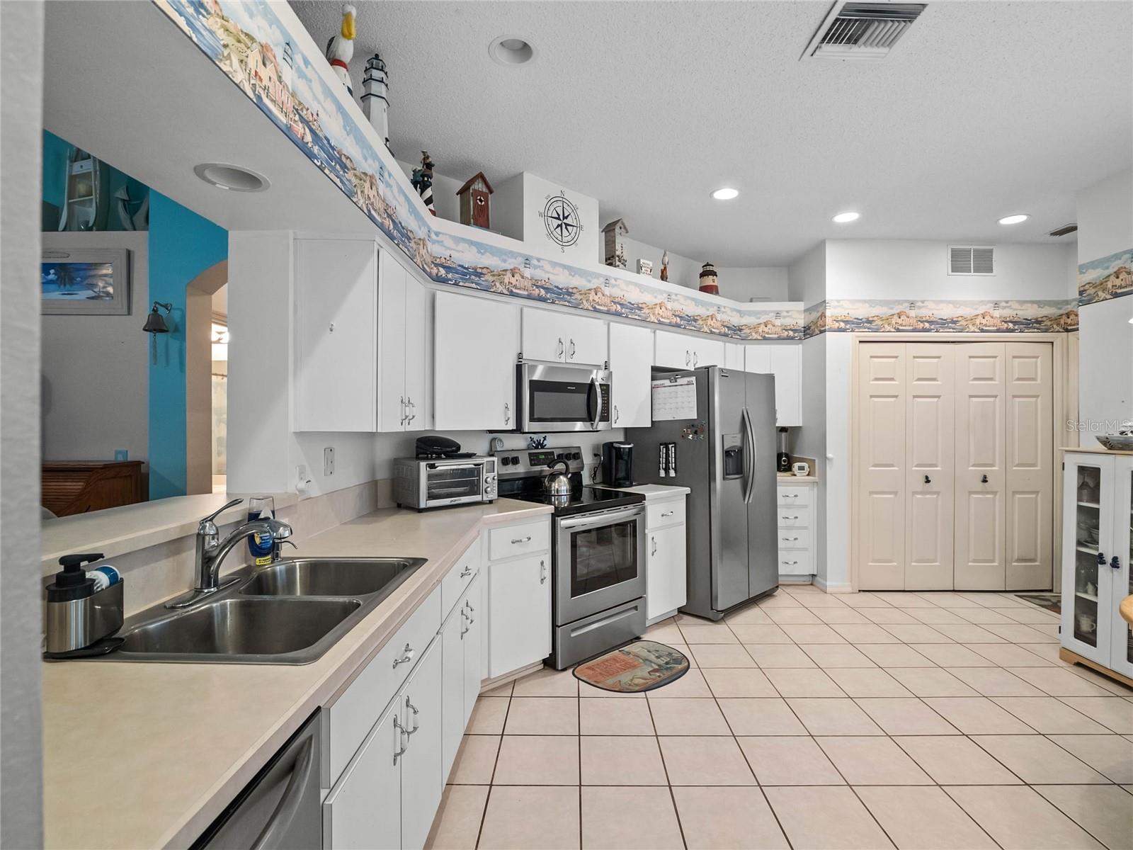 21122 LIONHEART DR, LEESBURG, FL, 34748