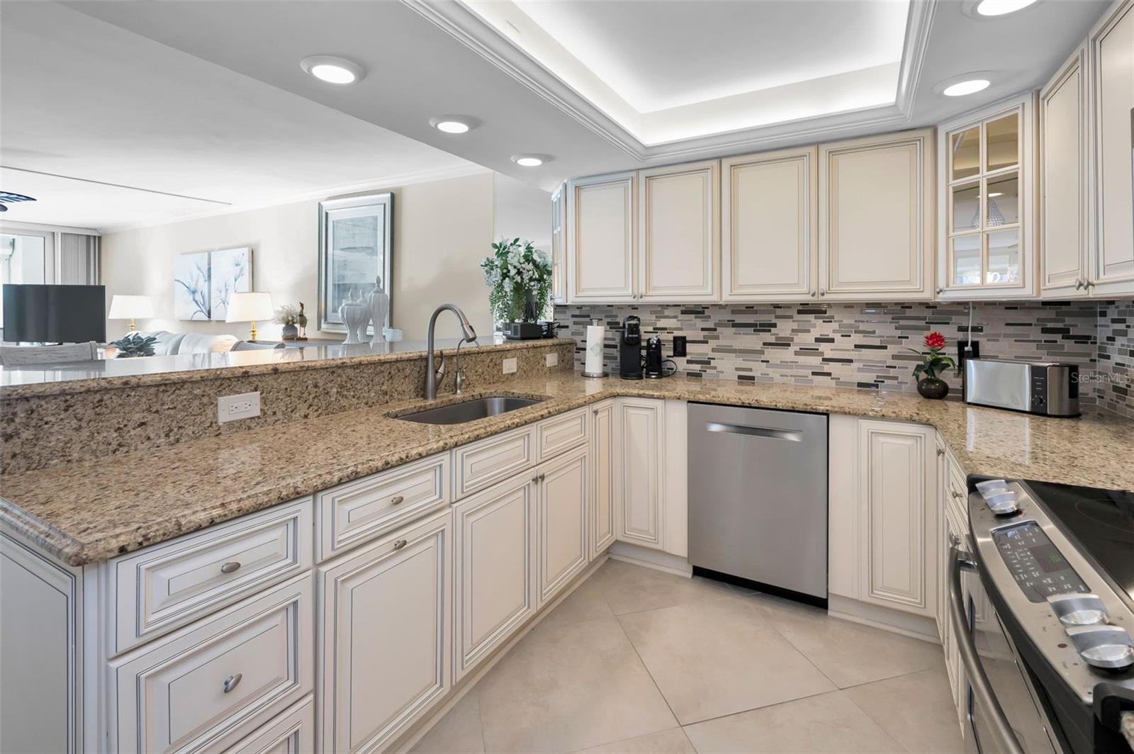 100 OAKMONT LN #602, BELLEAIR, FL, 33756