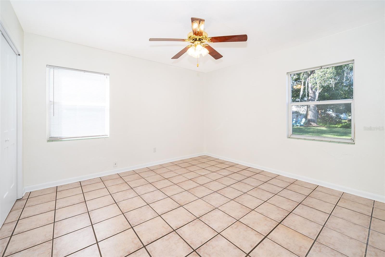 5416 PARKWAY DR, BELLE ISLE, FL, 32809