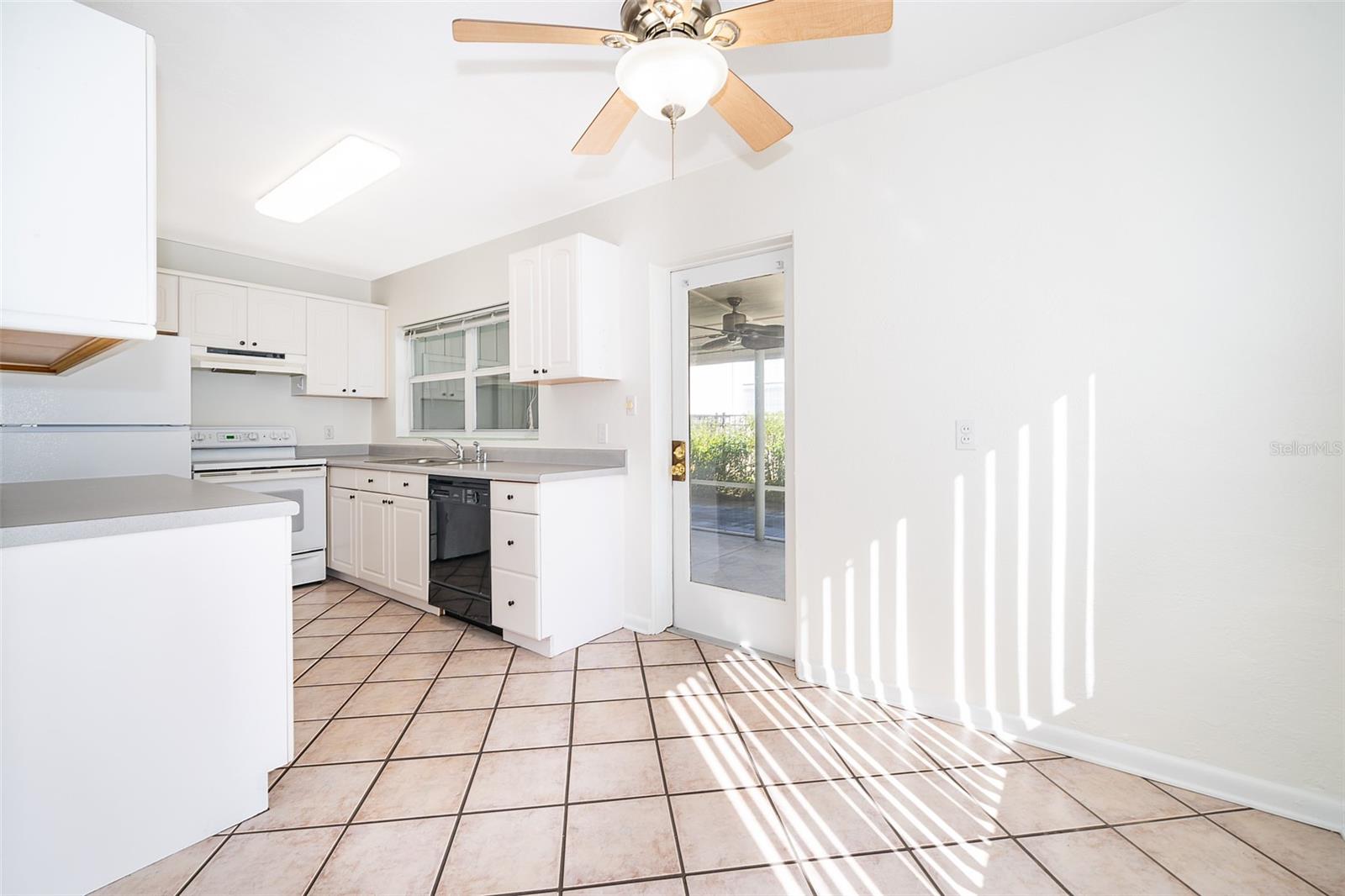 5416 PARKWAY DR, BELLE ISLE, FL, 32809