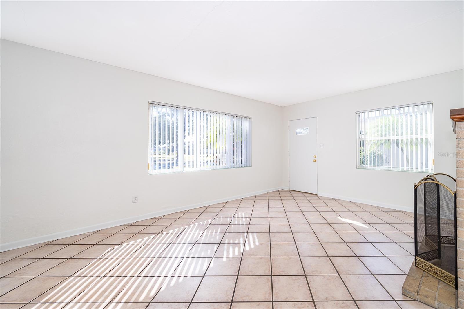 5416 PARKWAY DR, BELLE ISLE, FL, 32809