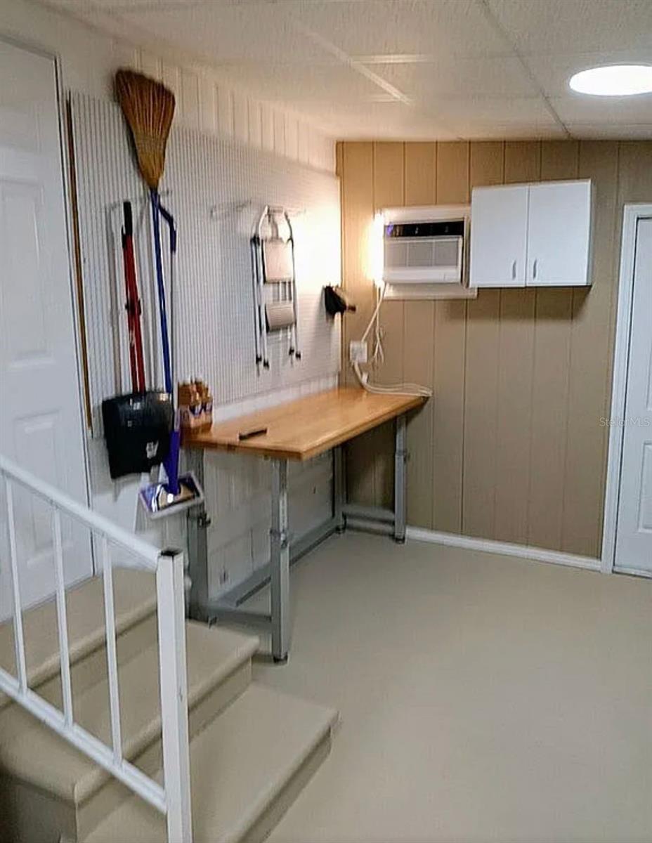 719 DRIFTWOOD LN, TARPON SPRINGS, FL, 34689