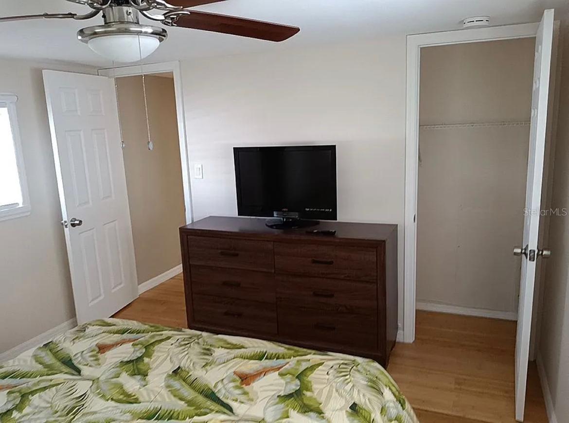 719 DRIFTWOOD LN, TARPON SPRINGS, FL, 34689