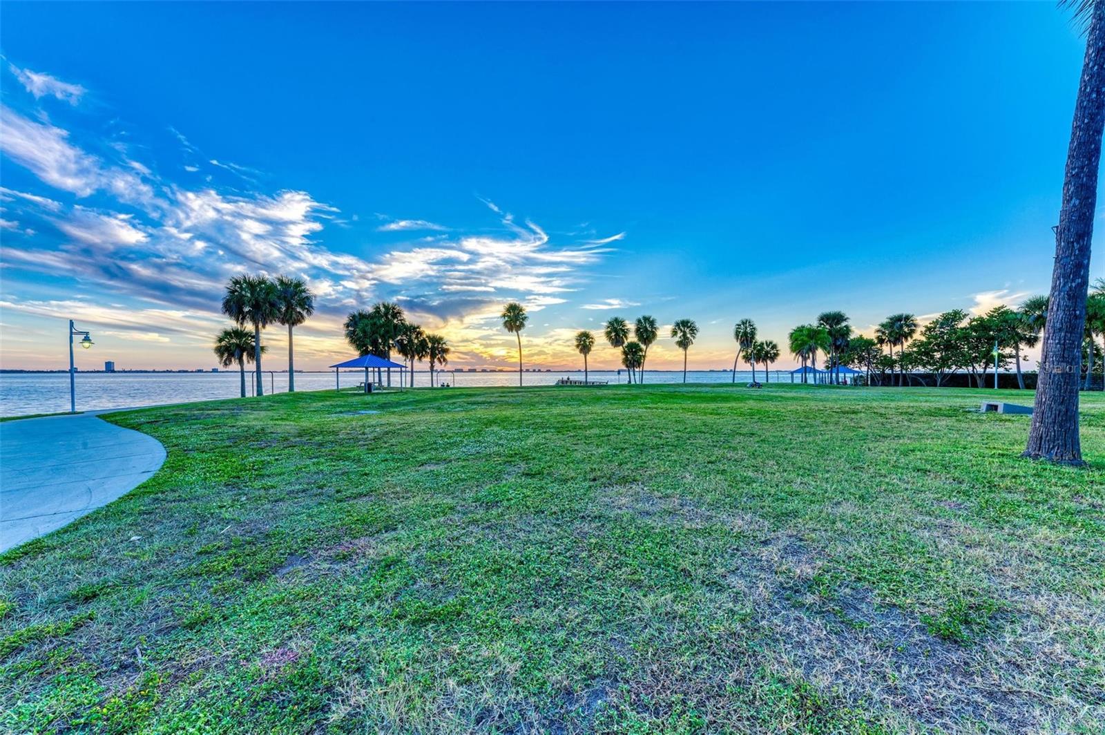350 S POLK DR #303, SARASOTA, FL, 34236