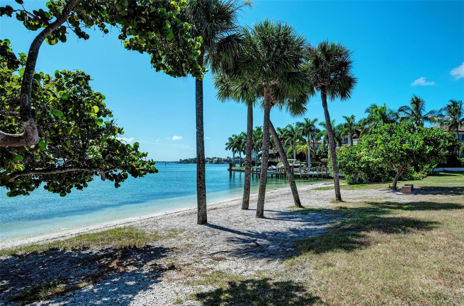 350 S POLK DR #303, SARASOTA, FL, 34236