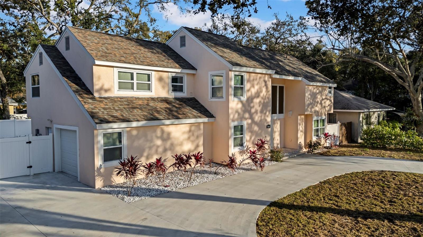 2735 PARK ST N, ST PETERSBURG, FL, 33710
