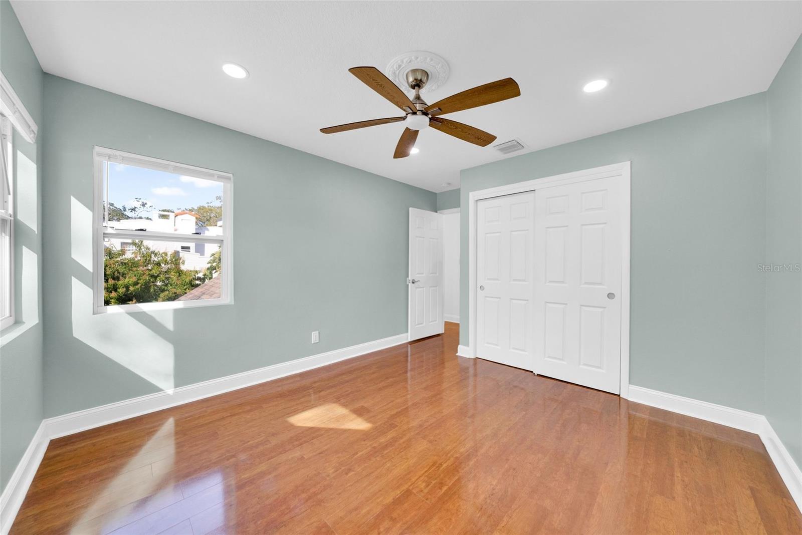 2735 PARK ST N, ST PETERSBURG, FL, 33710
