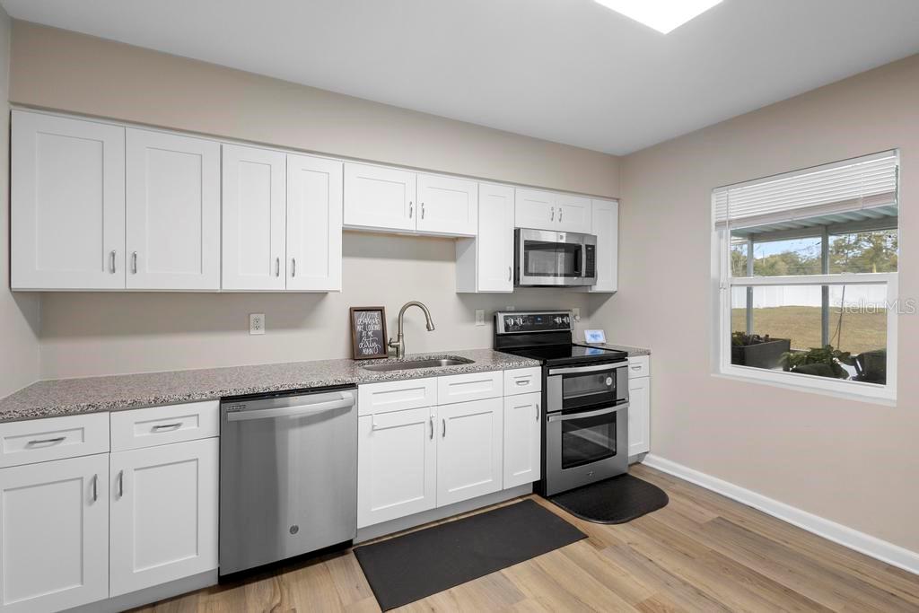 54 MAGNOLIA DR, DEBARY, FL, 32713