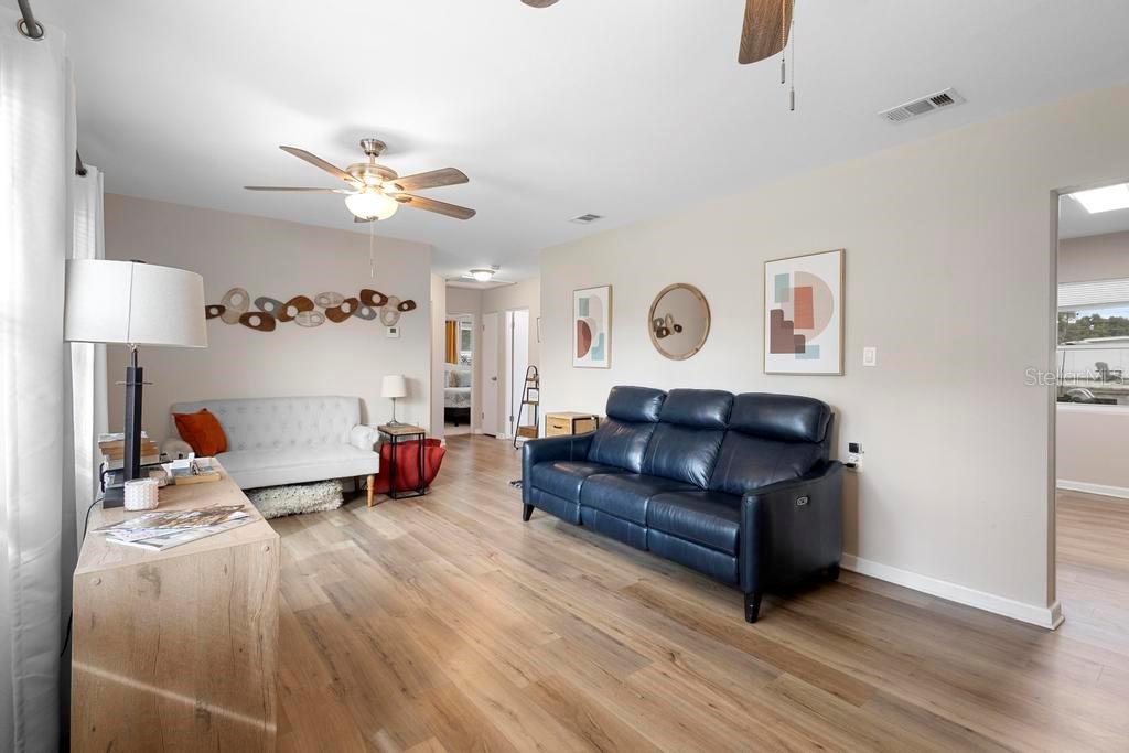54 MAGNOLIA DR, DEBARY, FL, 32713