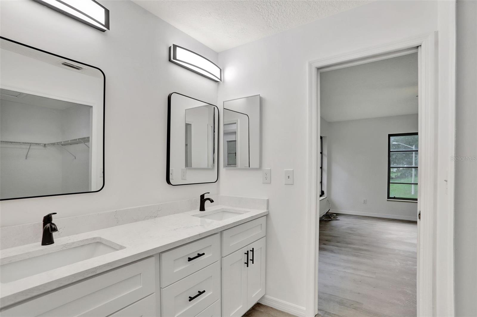 10420 VISTA DEL SOL CIR, CLERMONT, FL, 34711