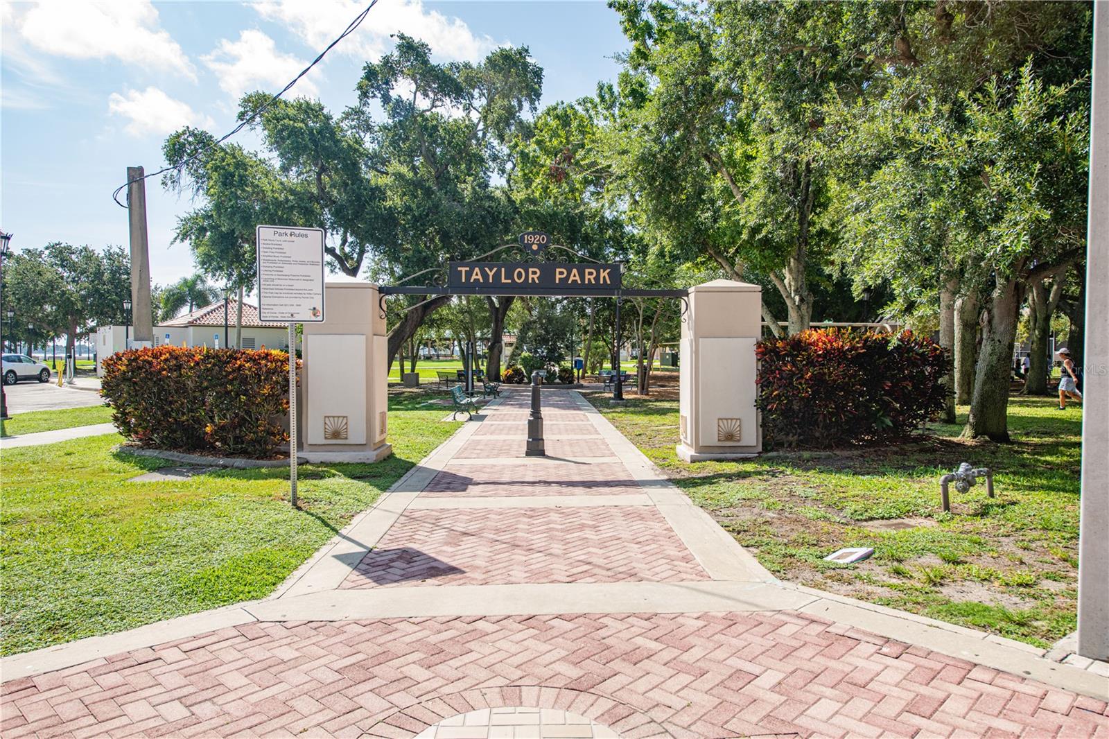 1613 N INDIAN RIVER DR, COCOA, FL, 32922