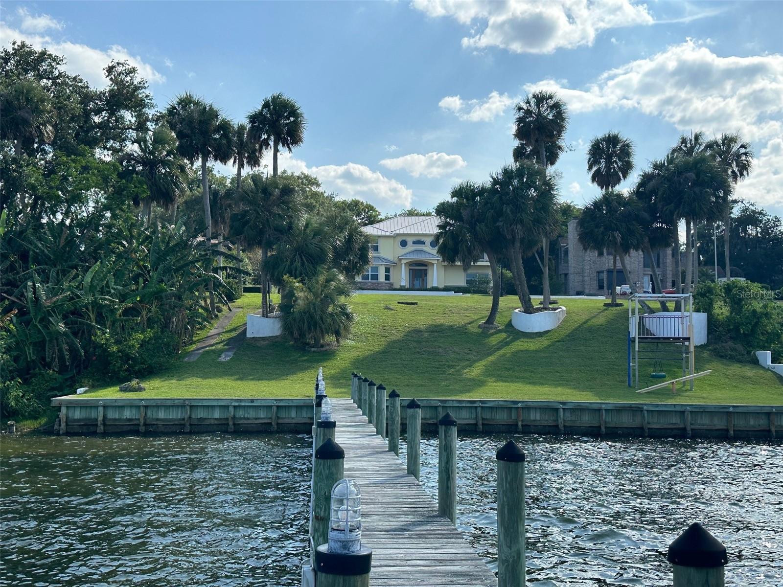 1613 N INDIAN RIVER DR, COCOA, FL, 32922