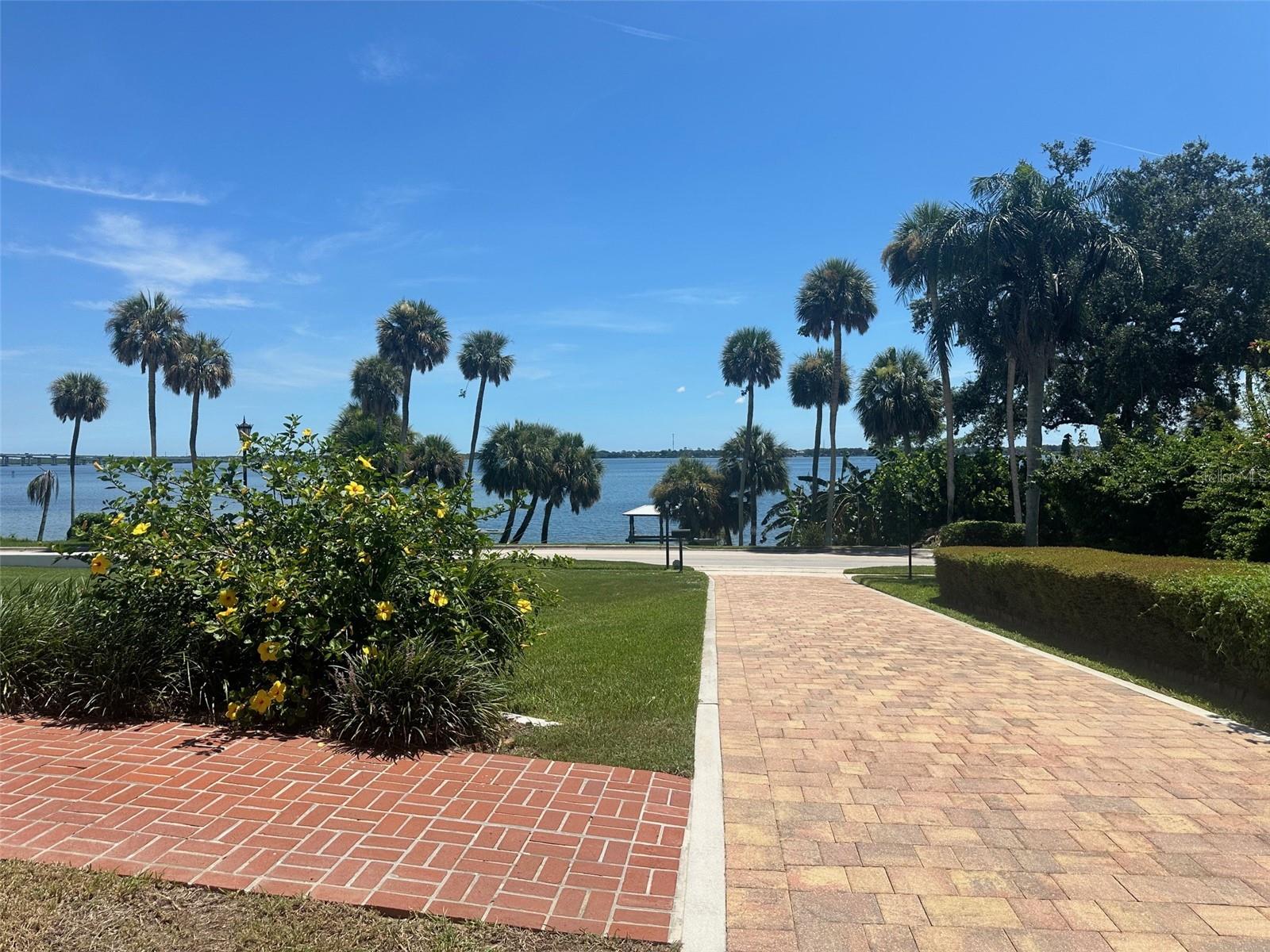 1613 N INDIAN RIVER DR, COCOA, FL, 32922