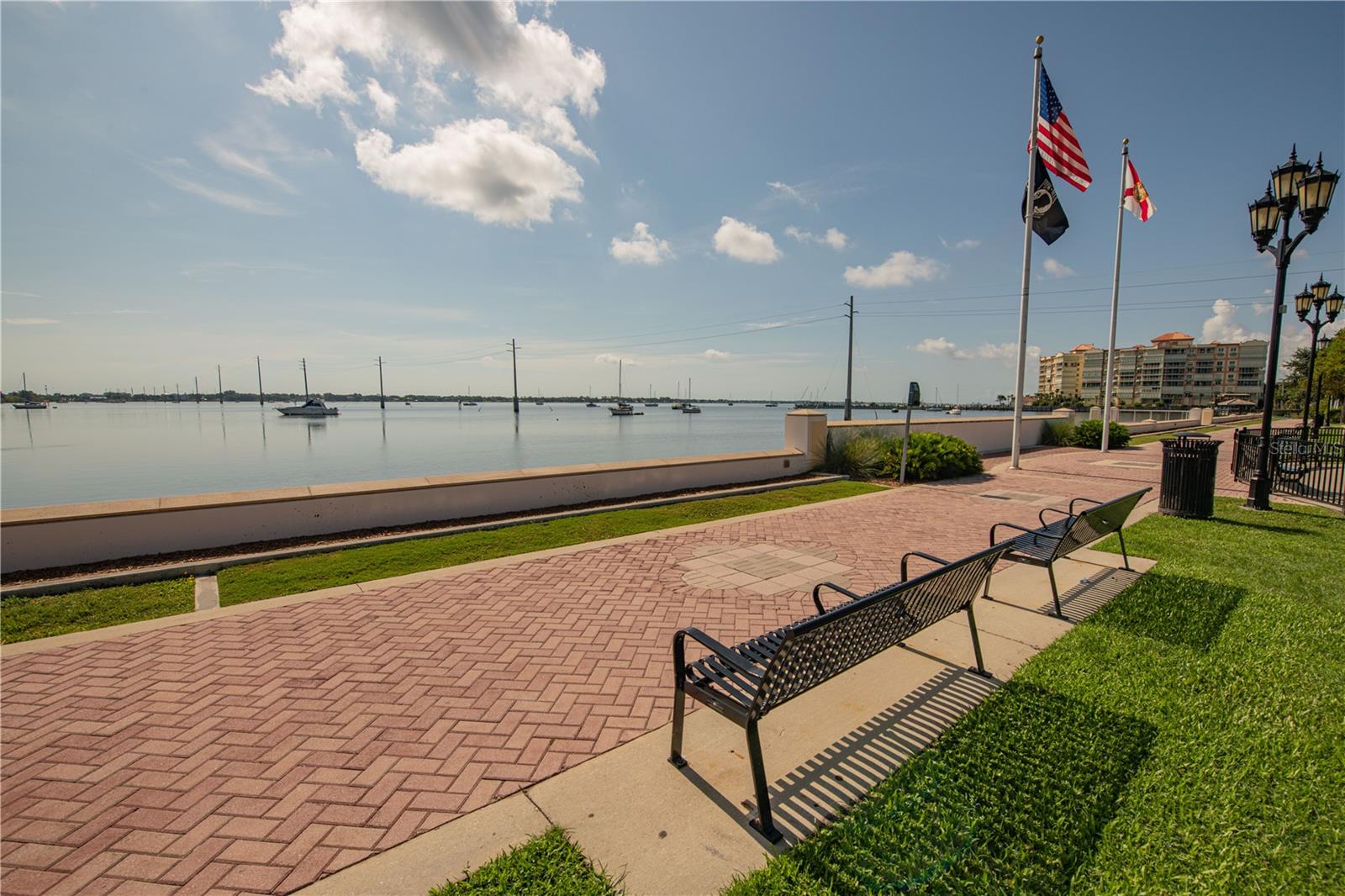 1613 N INDIAN RIVER DR, COCOA, FL, 32922
